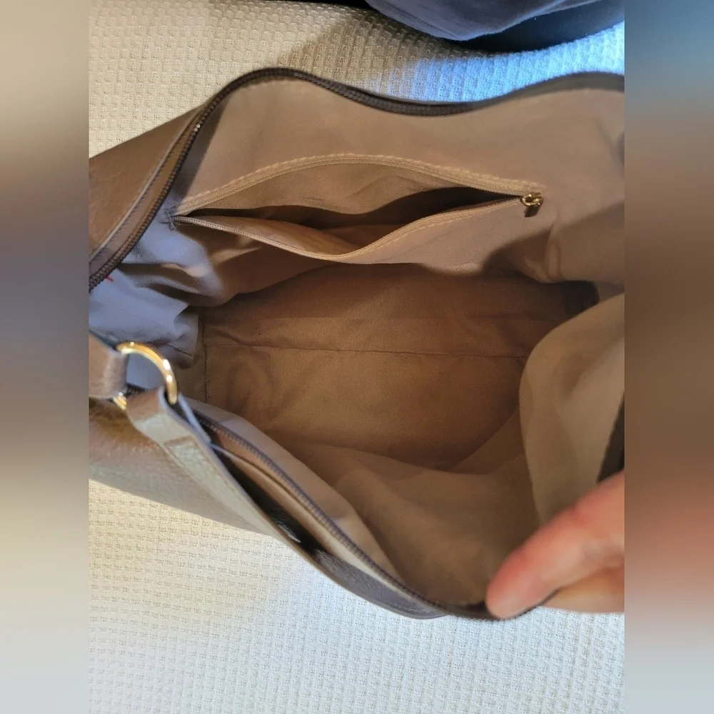 Isaac Mizrahi Brown Leather Shoulder Bag
